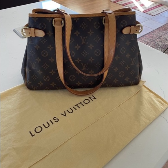 LOUIS VUITTON Batignolles Horizontal
Tote Bag - Picture 2 of 7